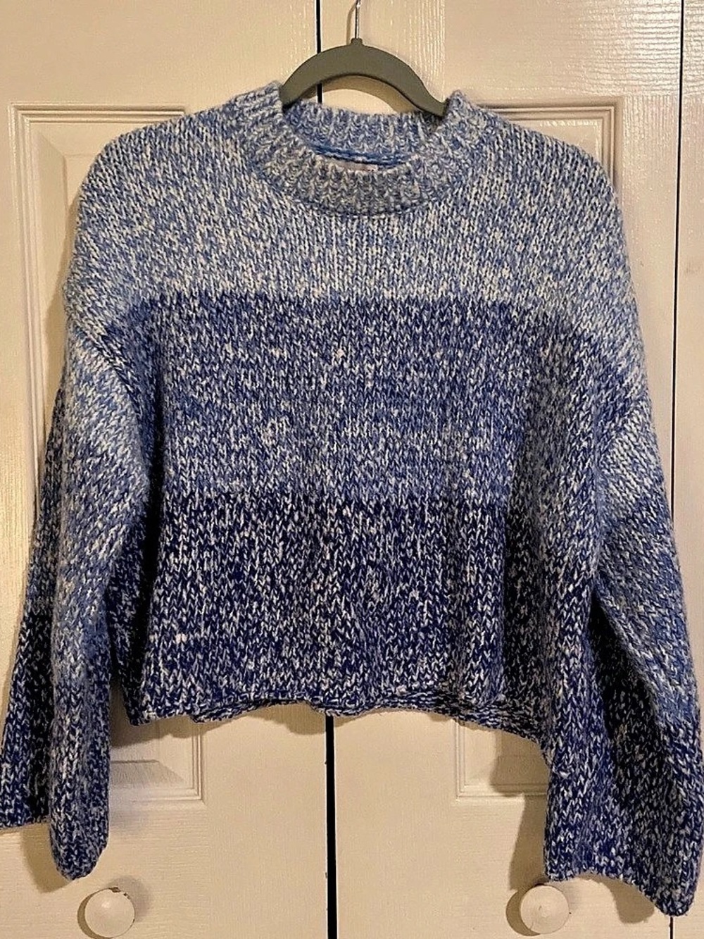 Sincerely Jules Color Block Sweater in Blue & White Size Small NWT